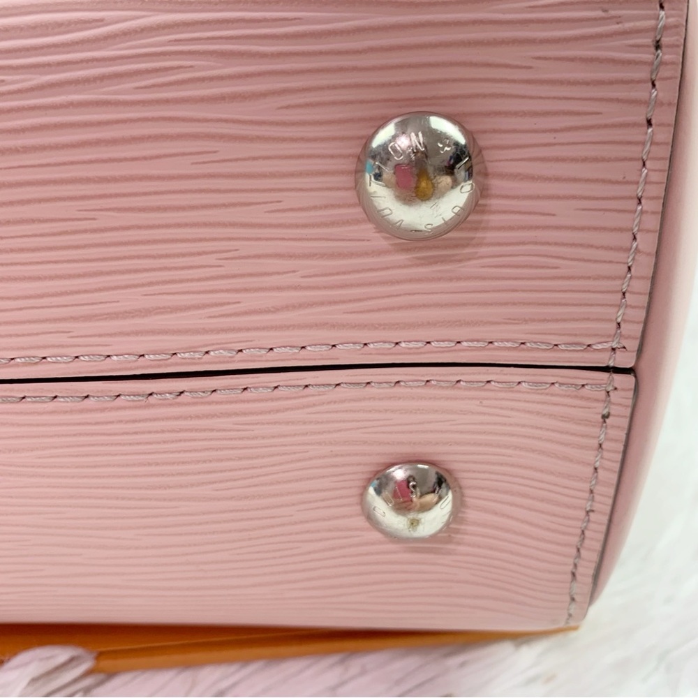 Louis Vuitton Cluny MM Epi Leather Top Handle shoulder Bag Pink Rose Bellarine - Picture 7 of 16